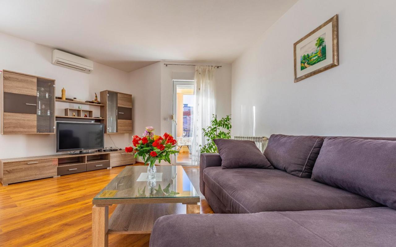Istriensonne - Apartments Veruda Mit Grillterrasse Пула Экстерьер фото
